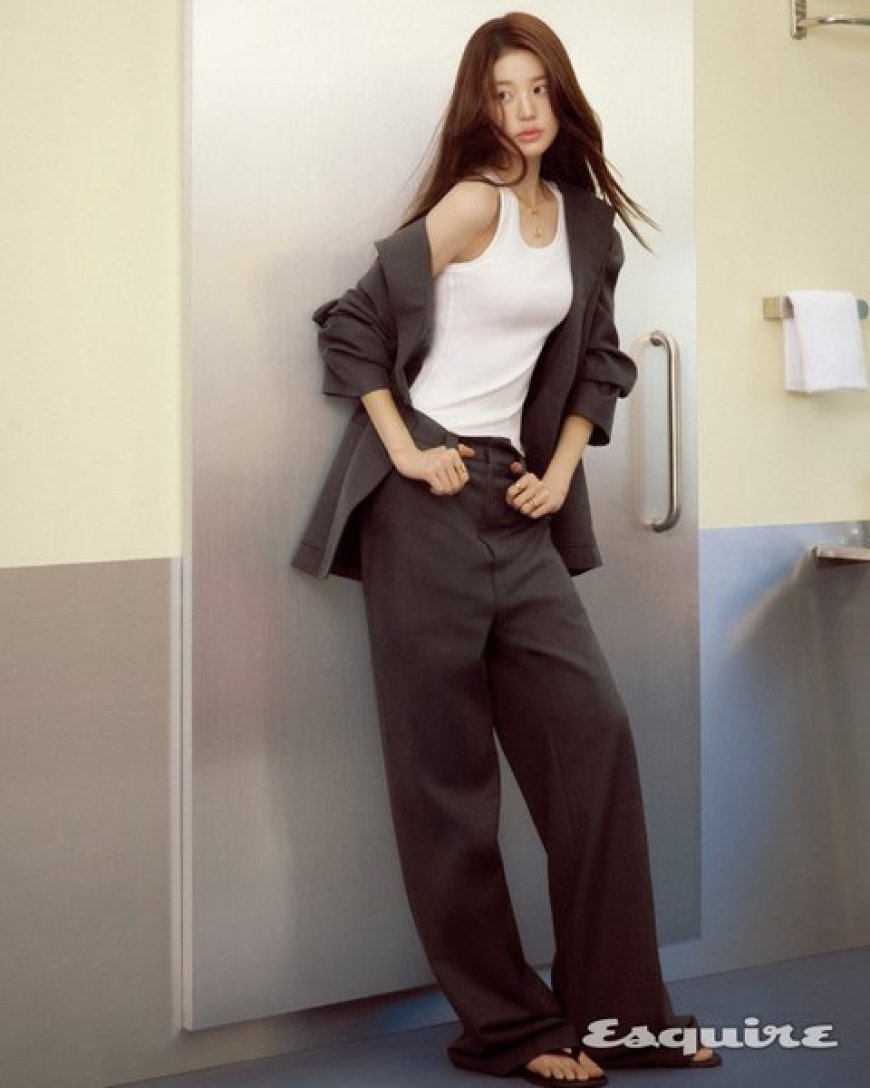 [enter-talk] LOOK AT JANG WONYOUNG'S PROPORTIONS TODAY WEARING FLATS - Photo 5