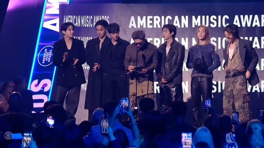 BTS’s V Confesses He’s Going To DM A Female Singer After “AMAs” - Photo 4