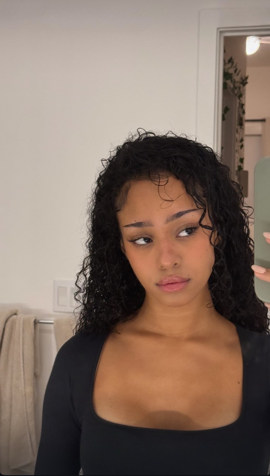 KATSEYE Manon’s Comments About BTS Dubbed “Racist” In Resurfaced Clip - Photo 5