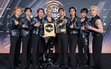 Stray Kids Pecahkan Rekor Lagi! "Miroh" Tembus 200 Juta, "Easy" Capai 100 Juta di YouTube