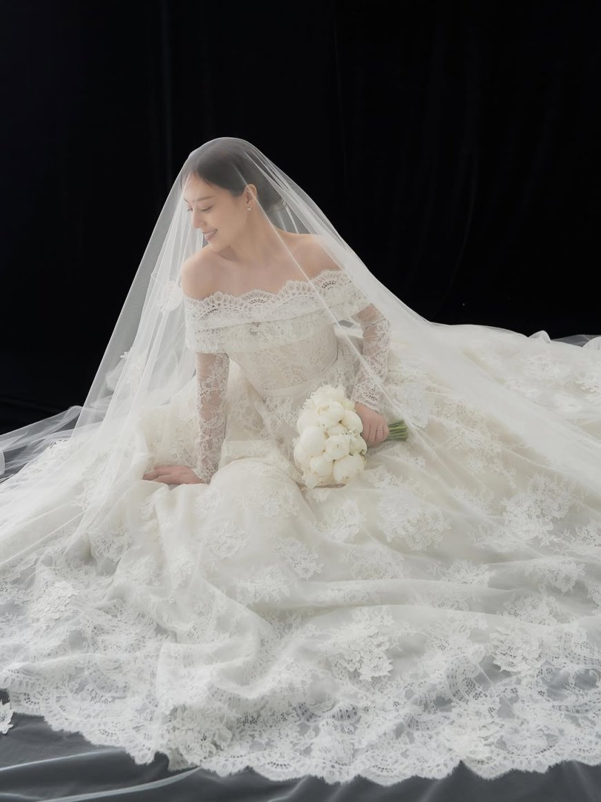 [instiz] MOON CHAEWON'S WEDDING PHOTOS - Photo 5